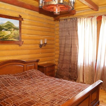 Норіс Hotel Migovo Bagian luar foto
