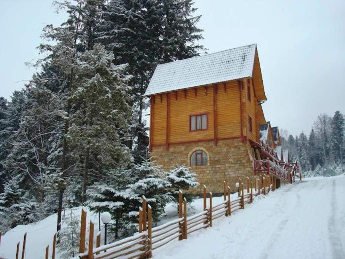 Норіс Hotel Migovo Bagian luar foto