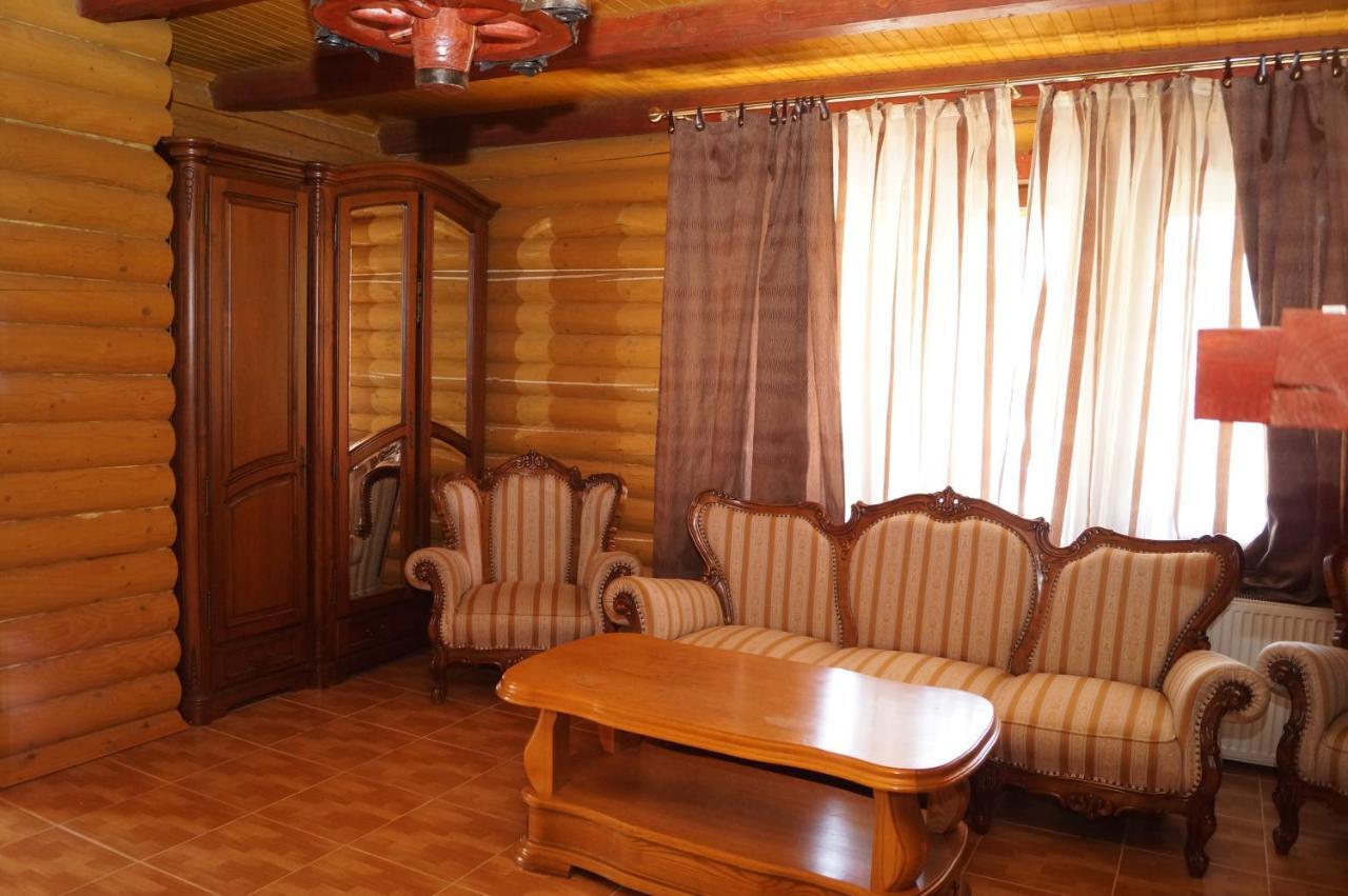 Норіс Hotel Migovo Bagian luar foto