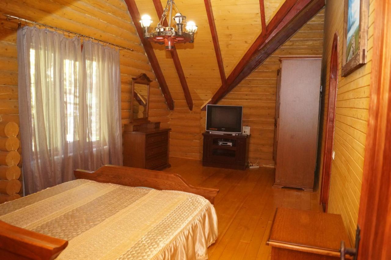 Норіс Hotel Migovo Bagian luar foto