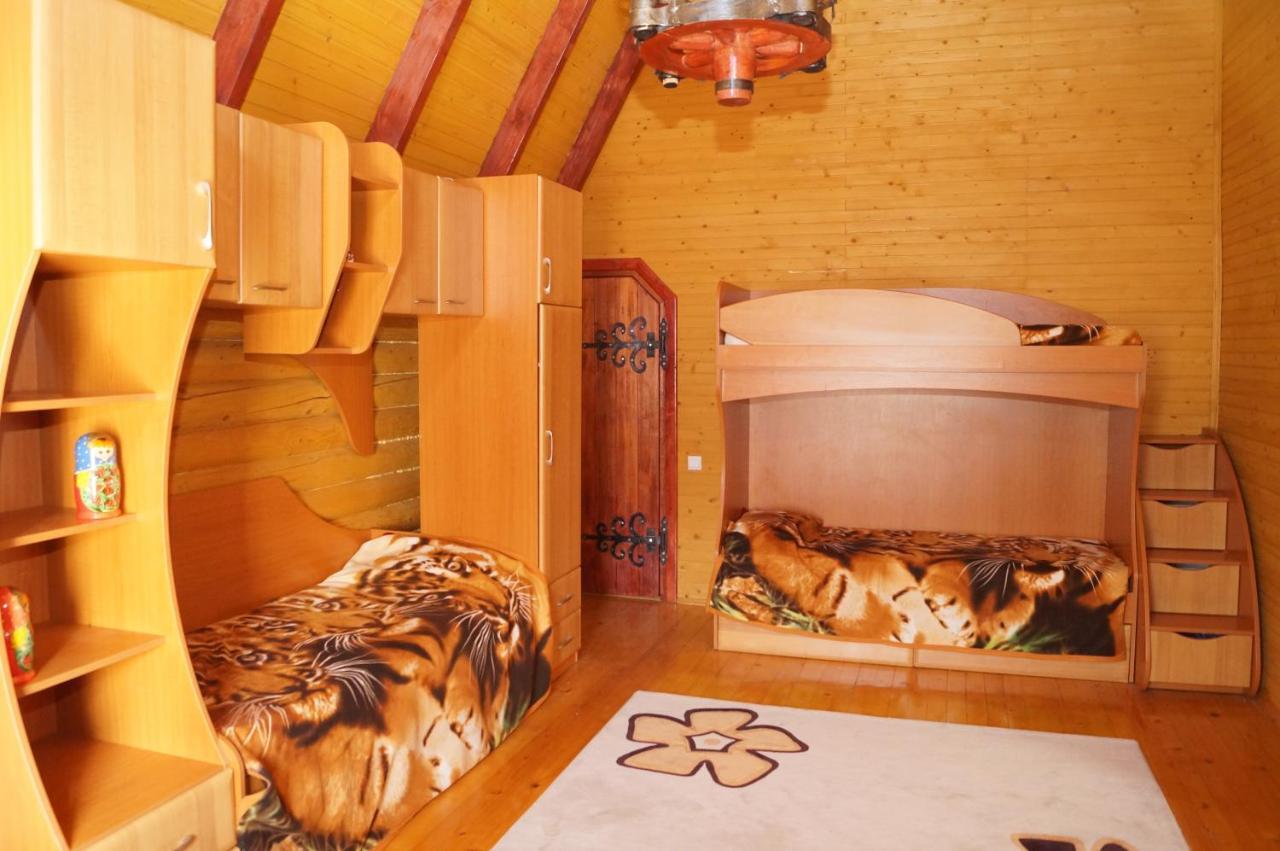 Норіс Hotel Migovo Bagian luar foto